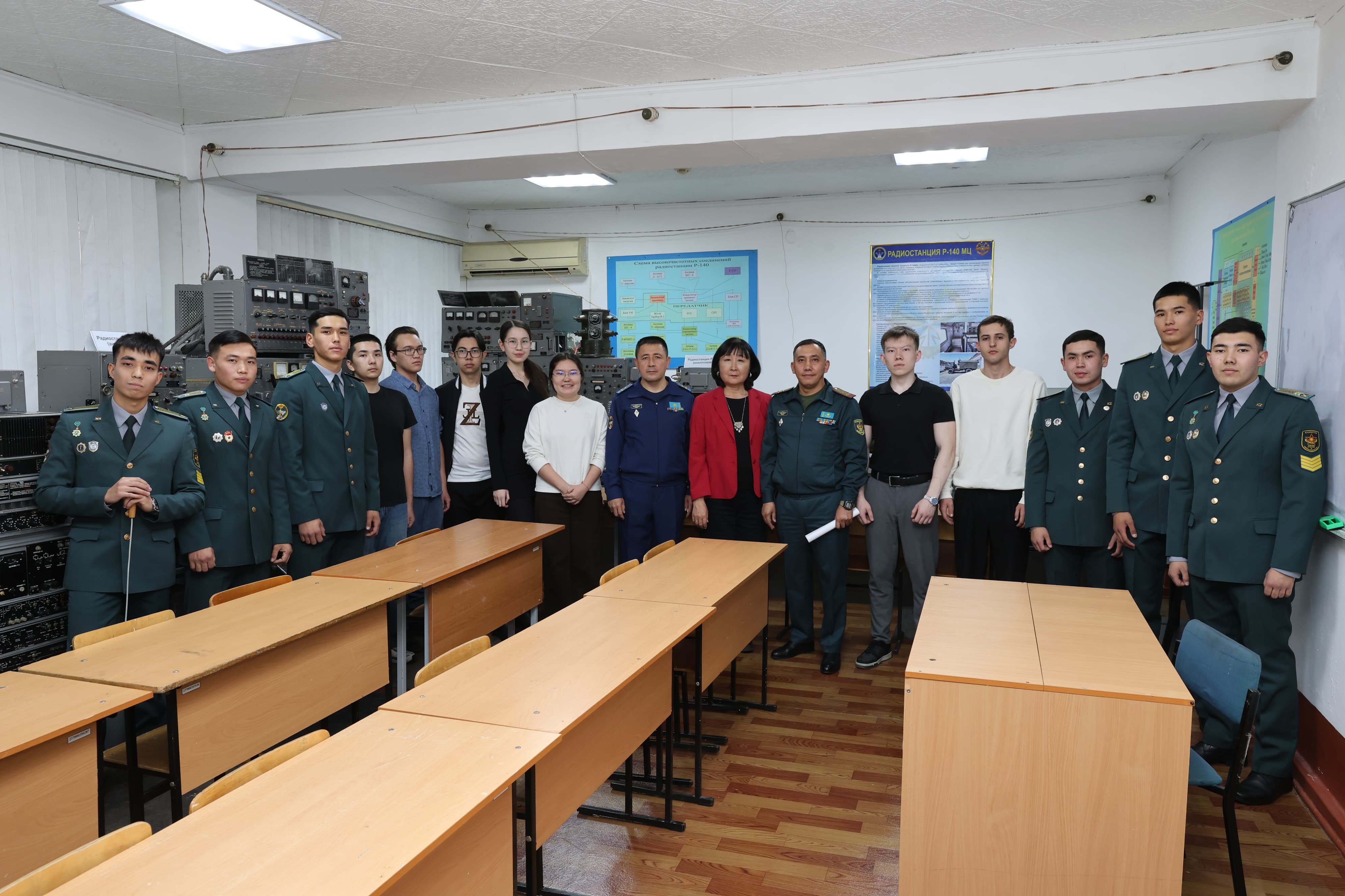 Познавательная экскурсия в Военный инженерный институт радиоэлектроники и связи